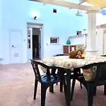 Achille بيت للعطل *