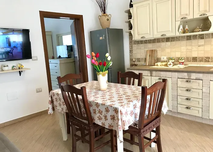 Holiday home Achille *